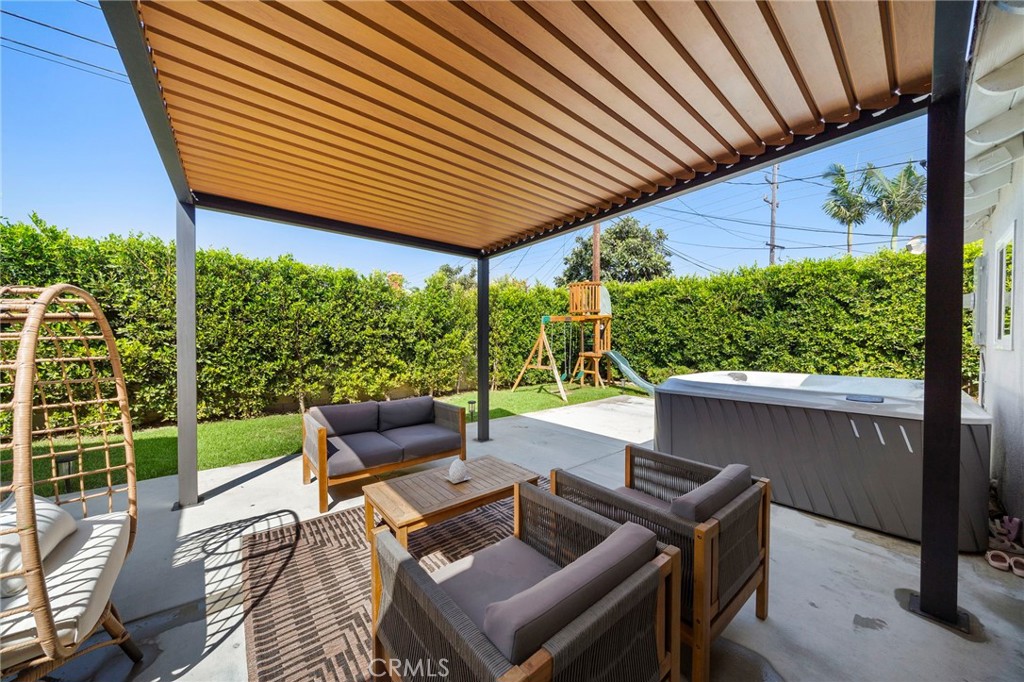4951 Maui Circle