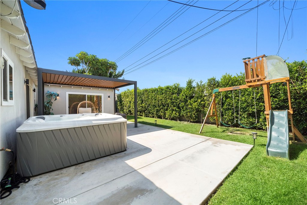 4951 Maui Circle