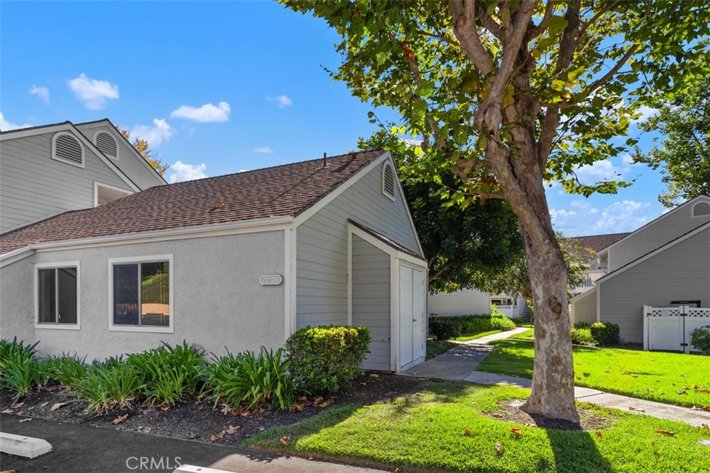 22 Terrace Circle