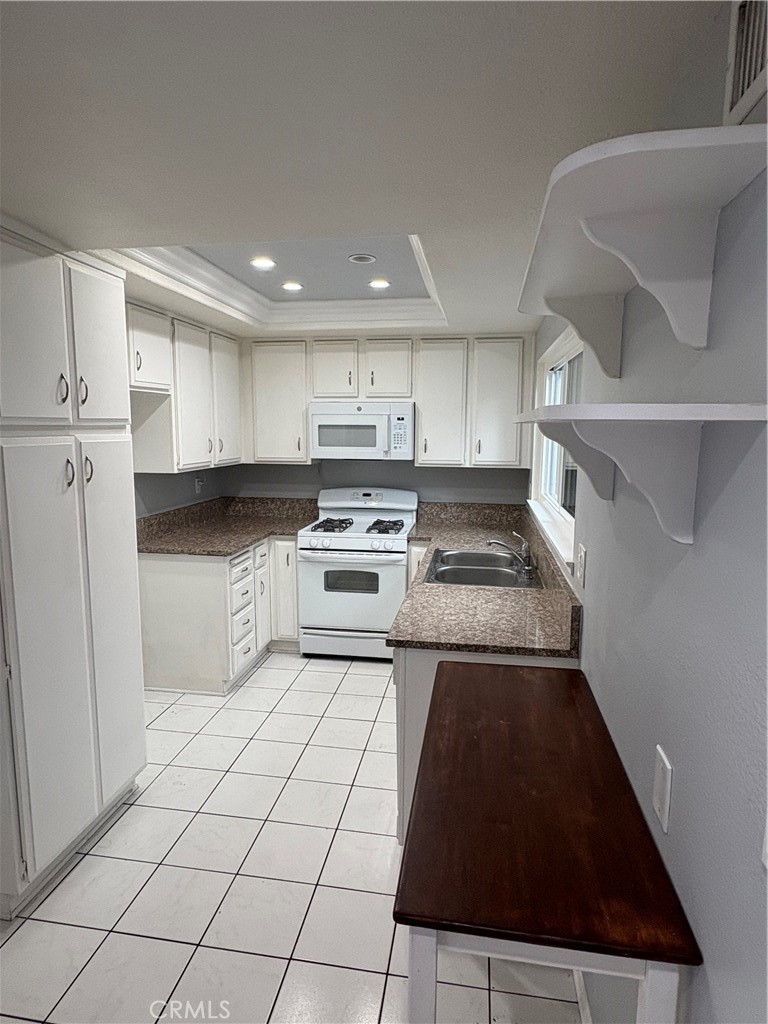 633 Whitney Way 131