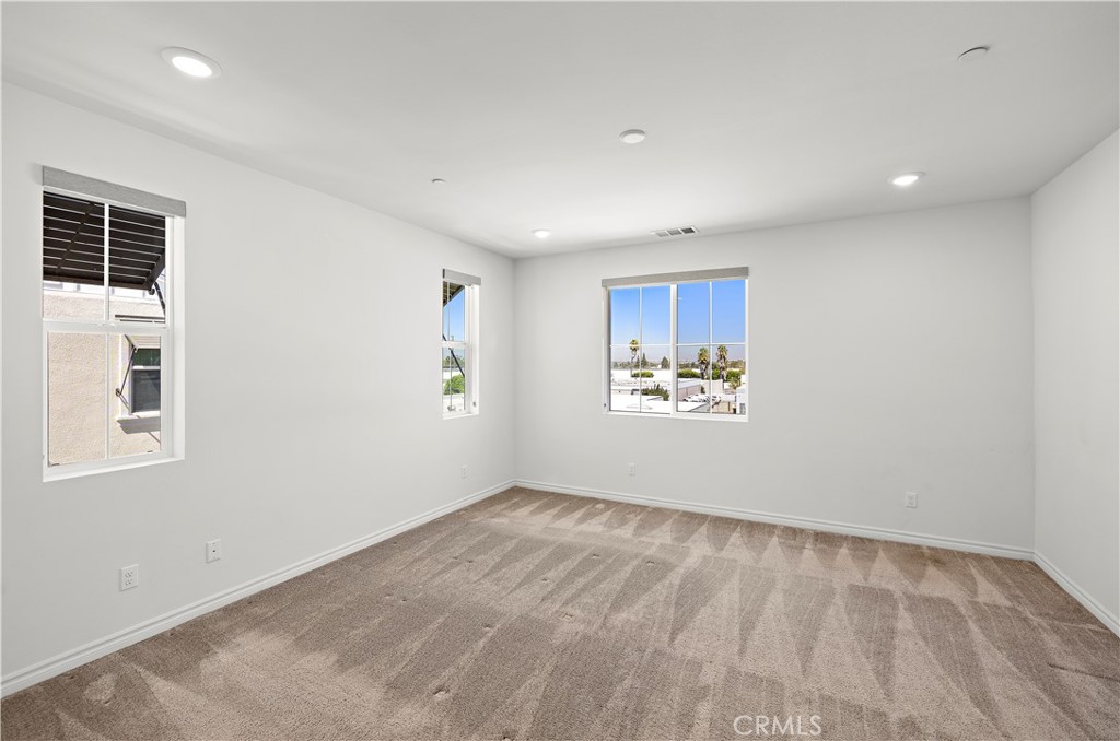 1415 Reliance