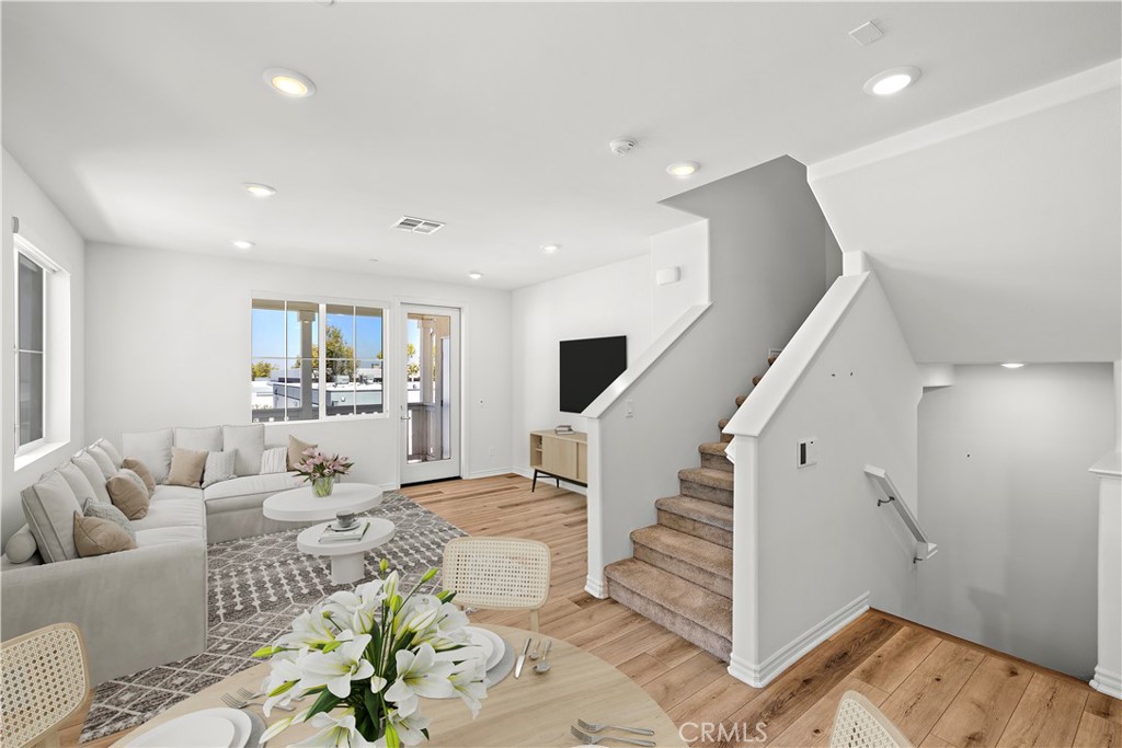 1415 Reliance