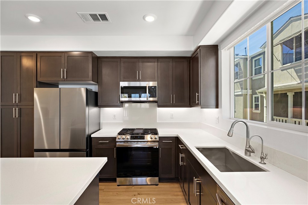 1415 Reliance