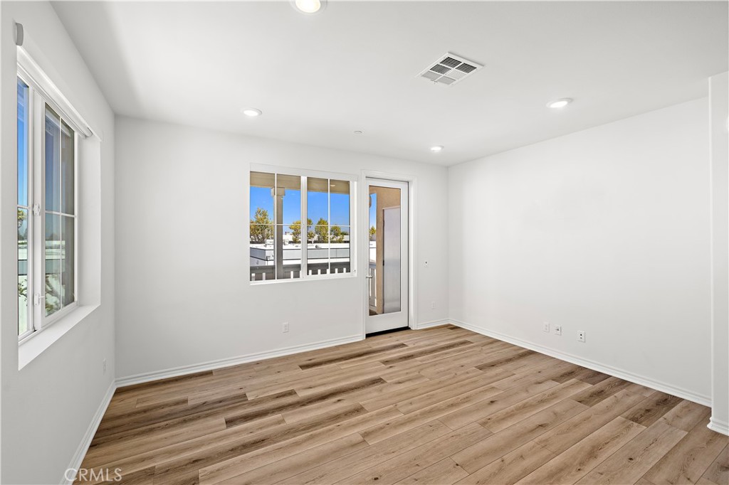 1415 Reliance