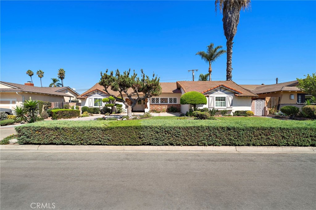 9731 Halekulani Drive