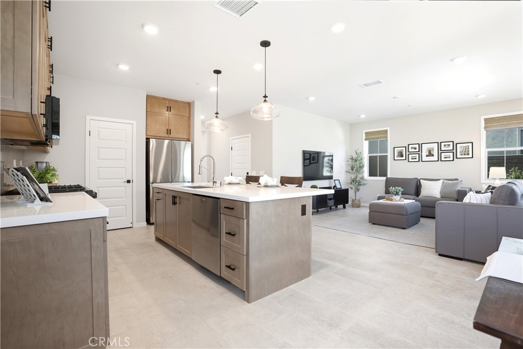 1341 Roots Way