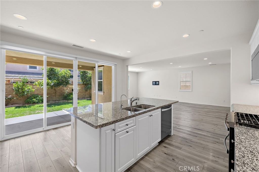 3140 E Rutherford Drive