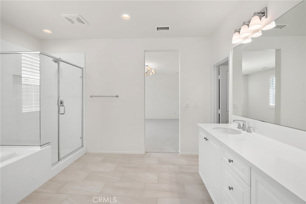 3140 E Rutherford Drive