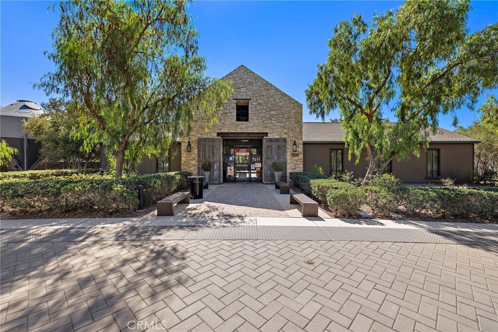 3140 E Rutherford Drive