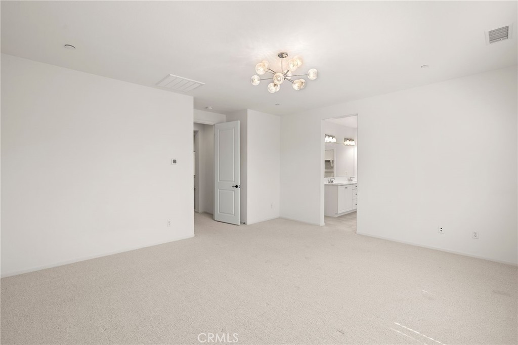 3140 E Rutherford Drive