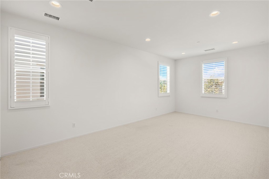 3140 E Rutherford Drive