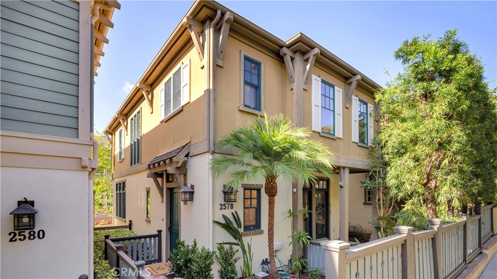 2578 Bungalow Place