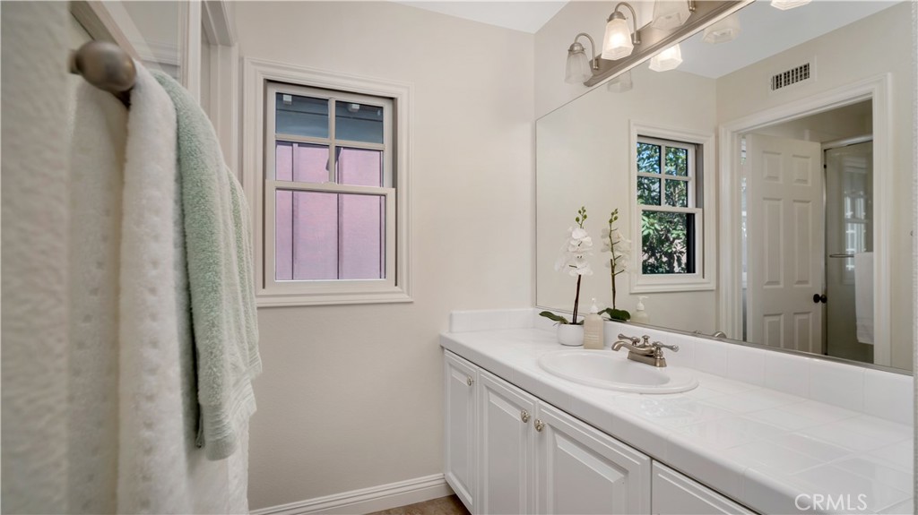 2578 Bungalow Place