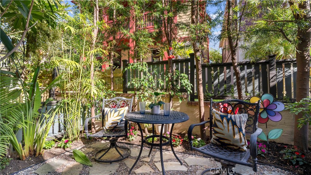2578 Bungalow Place