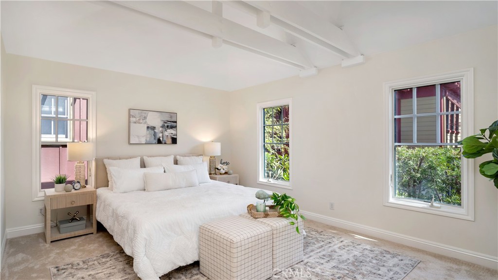2578 Bungalow Place