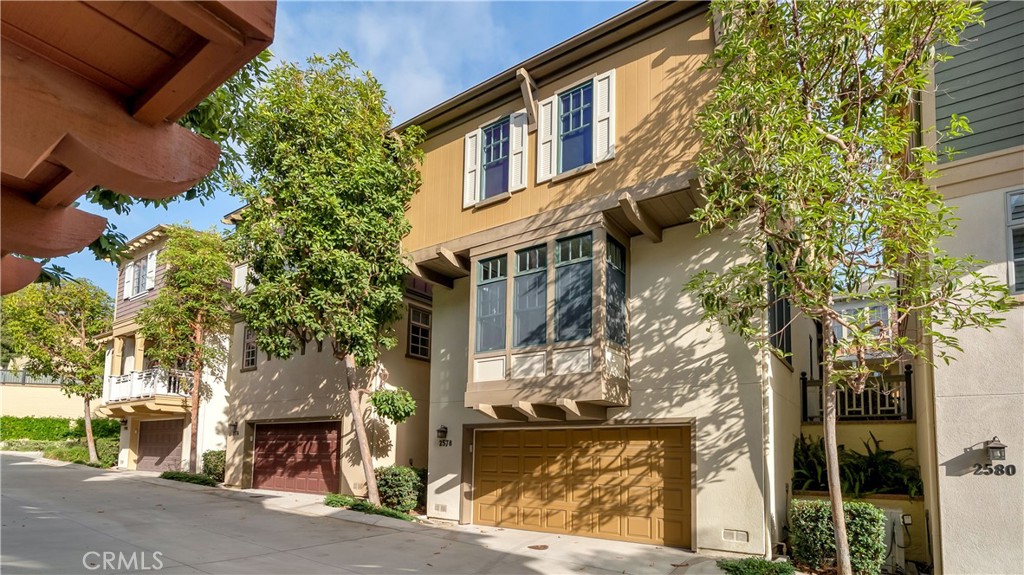 2578 Bungalow Place