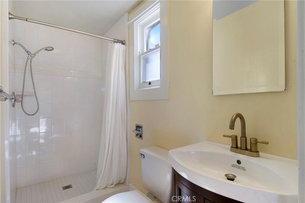 560 Terracina Boulevard