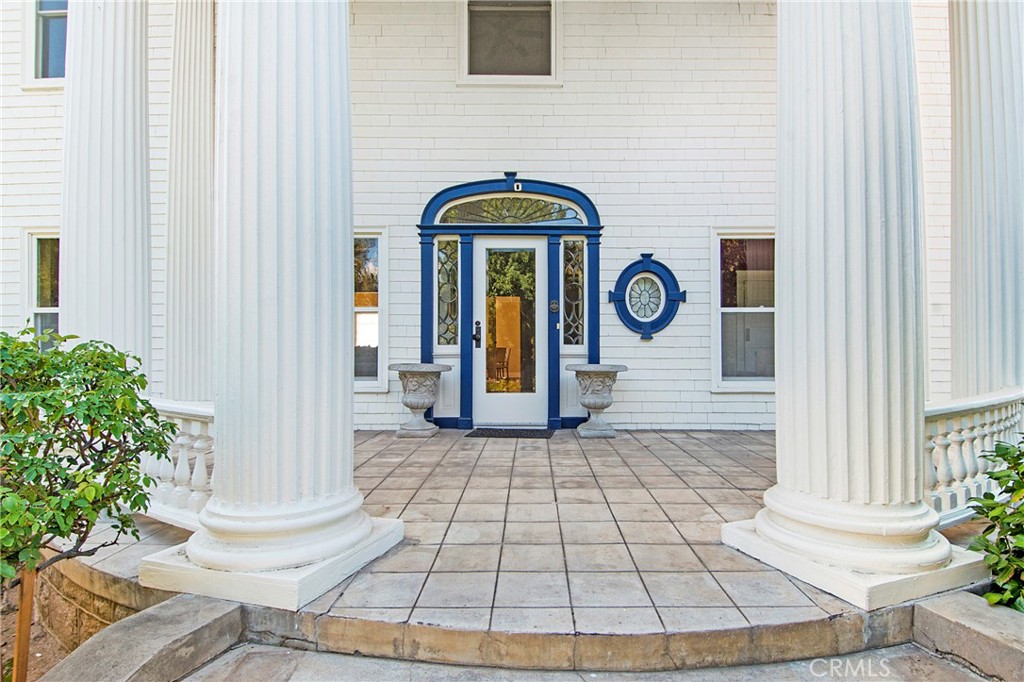 560 Terracina Boulevard