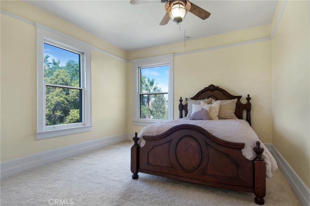 560 Terracina Boulevard