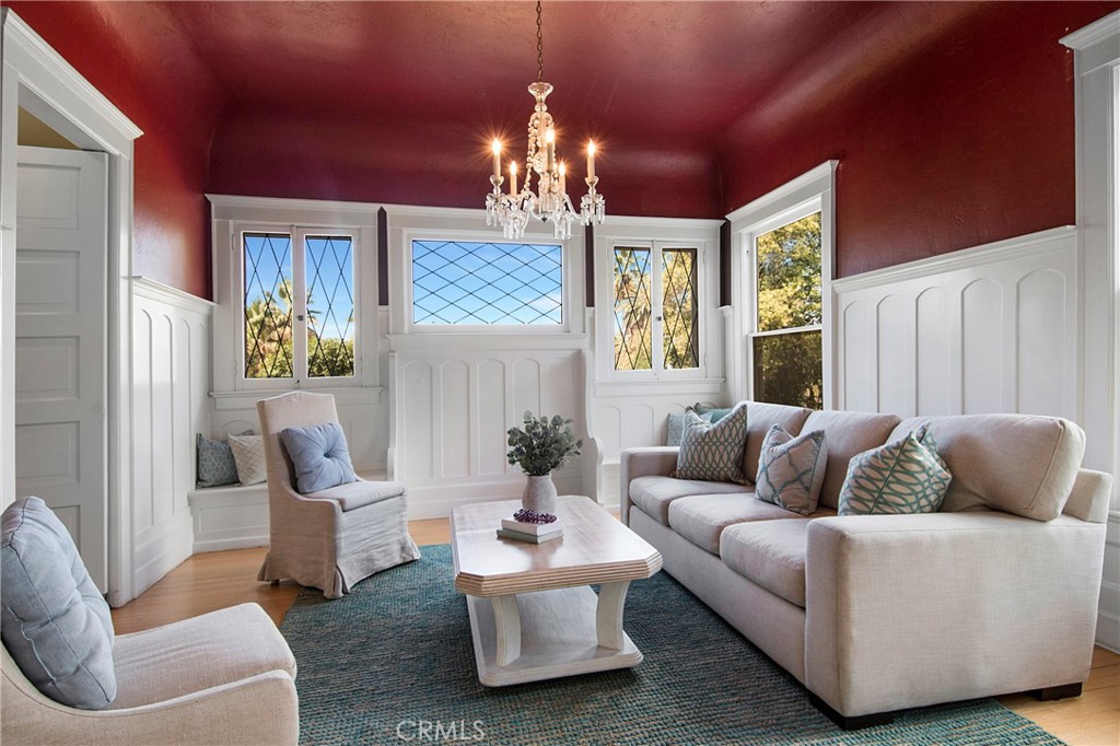 560 Terracina Boulevard