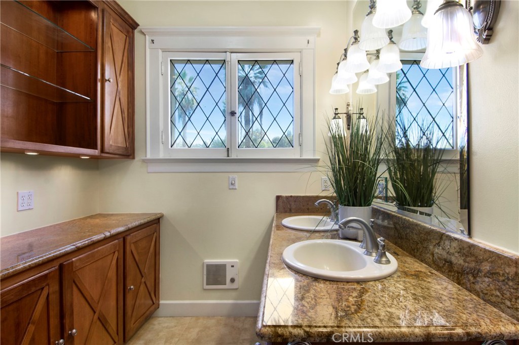 560 Terracina Boulevard