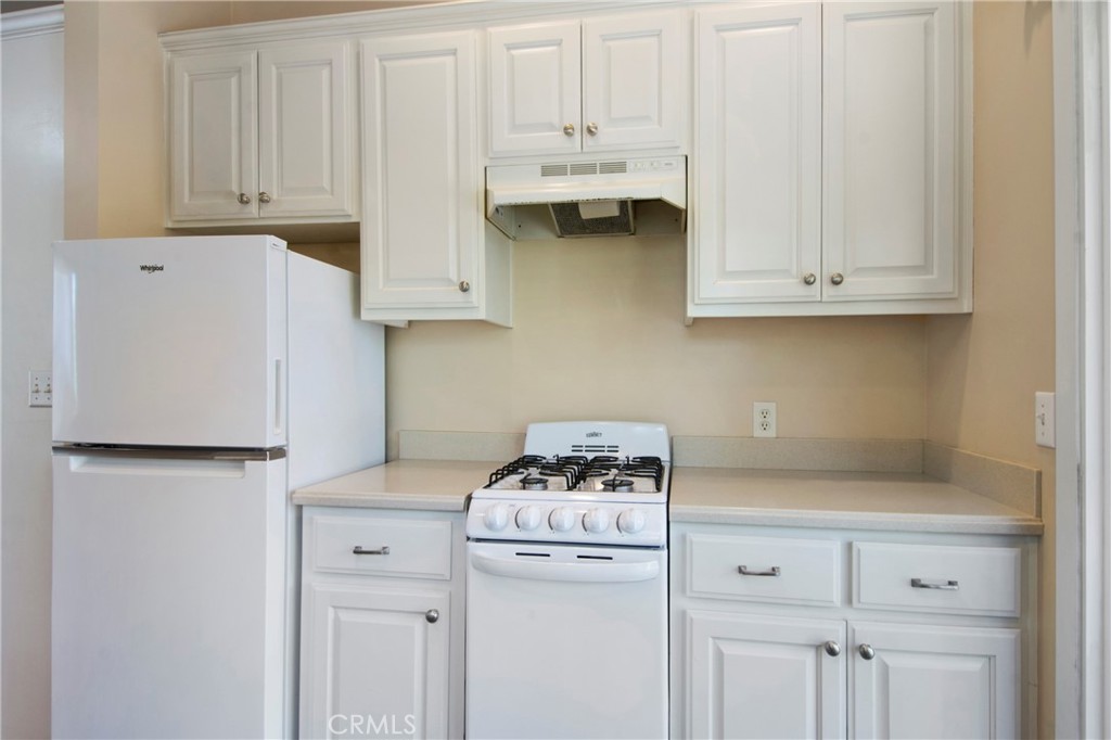 560 Terracina Boulevard