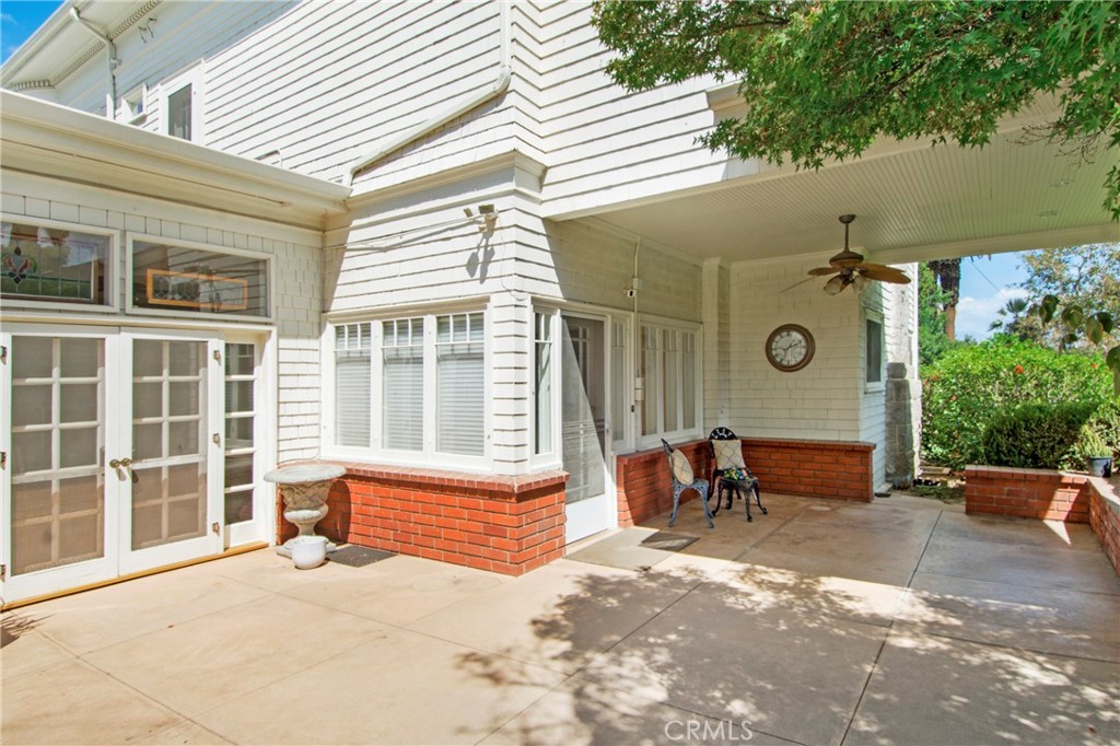 560 Terracina Boulevard