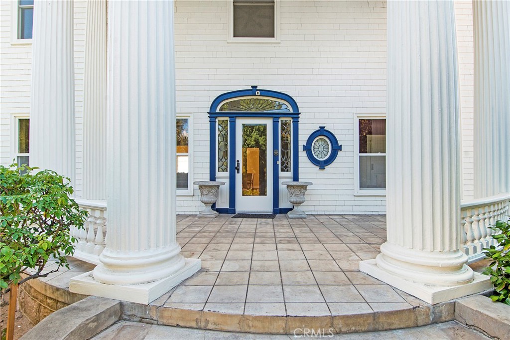 560 Terracina Boulevard