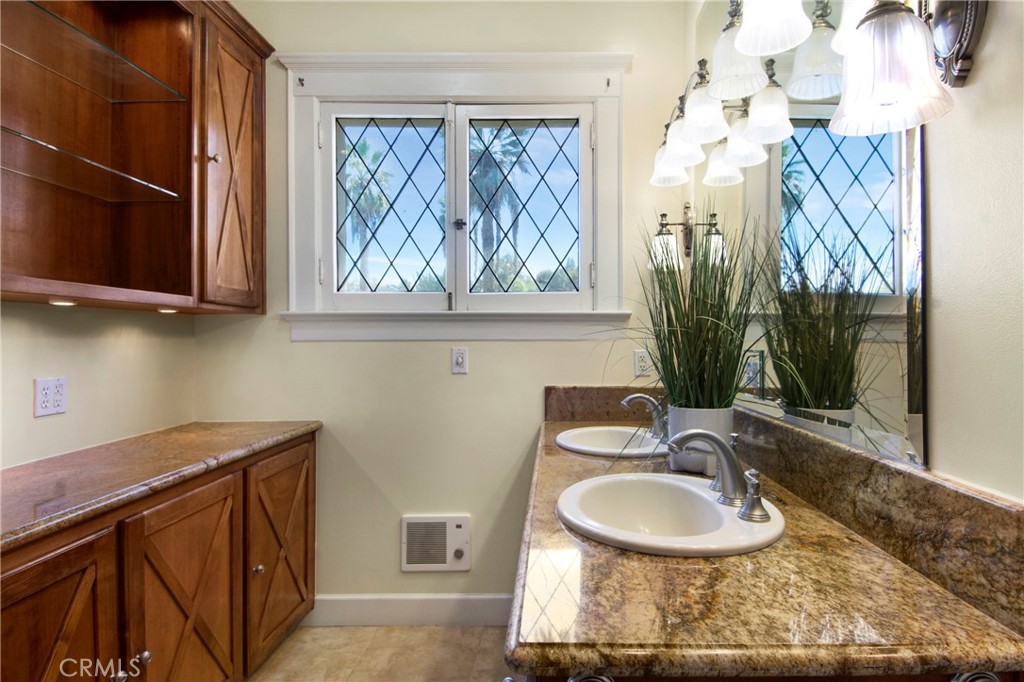 560 Terracina Boulevard