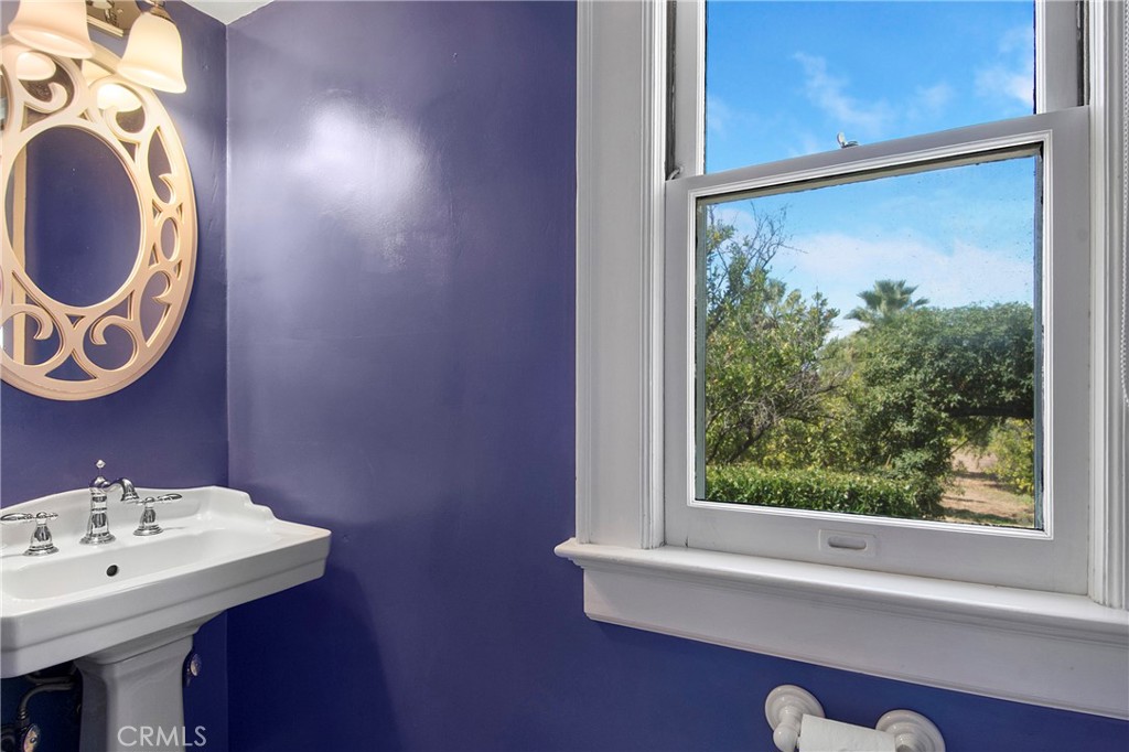 560 Terracina Boulevard