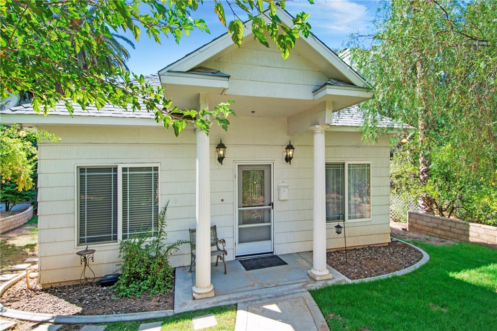 560 Terracina Boulevard