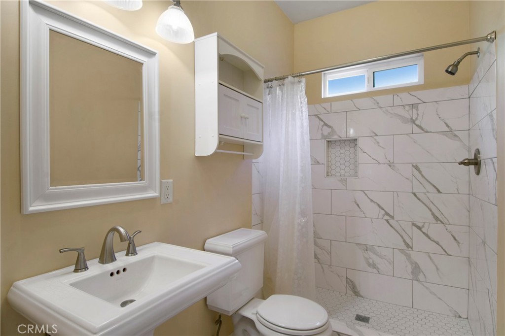 560 Terracina Boulevard