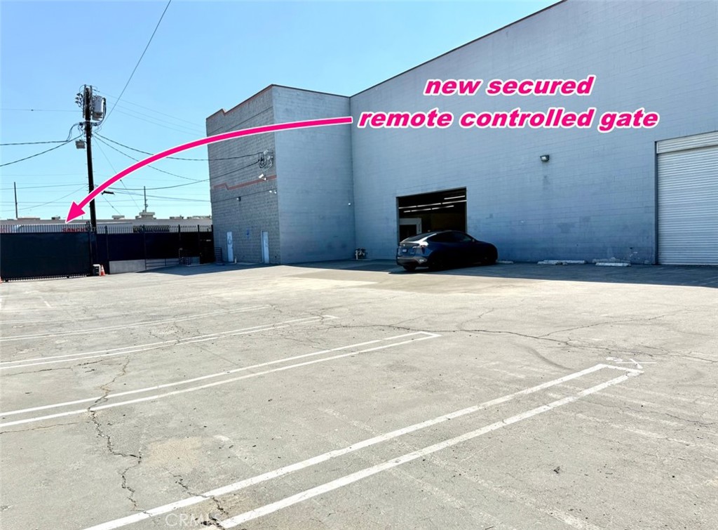 1813 E Washington Boulevard