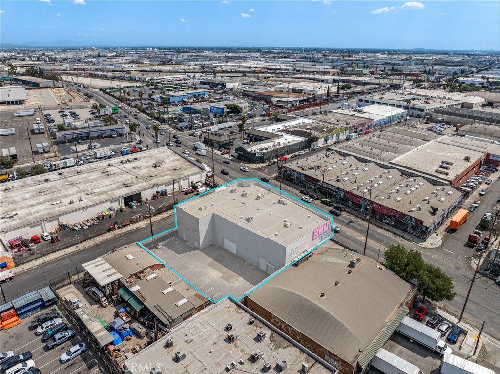 1813 E Washington Boulevard