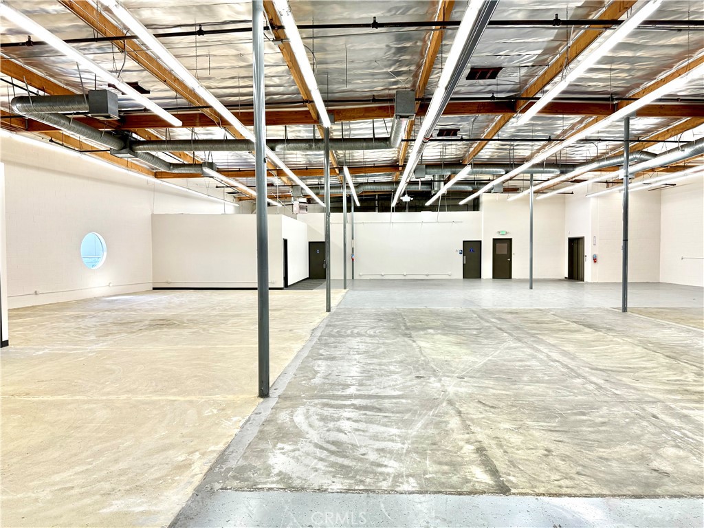 1813 E Washington Boulevard