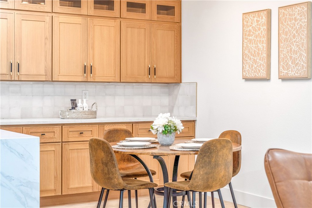 23521 Los Adornos Street