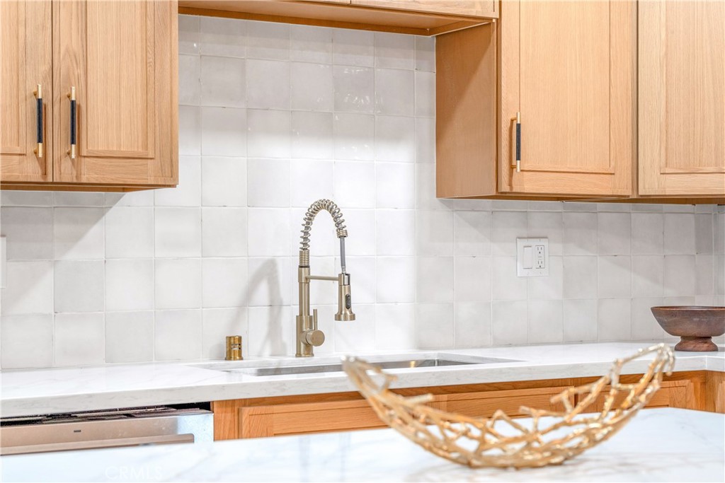 23521 Los Adornos Street