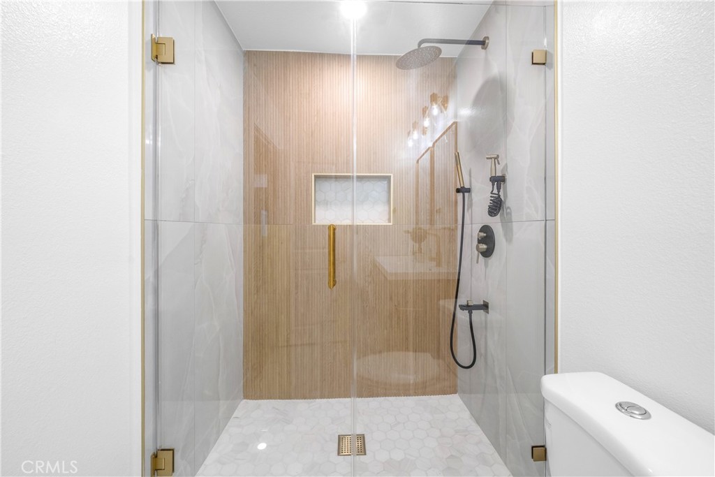 23521 Los Adornos Street