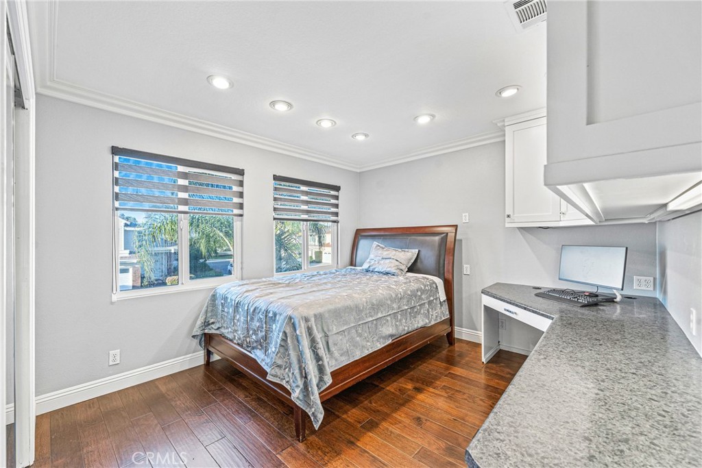 25712 Wood Brook Road