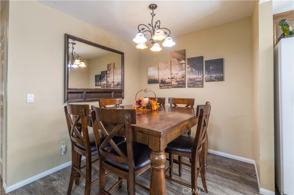 569 Summit Boulevard 6