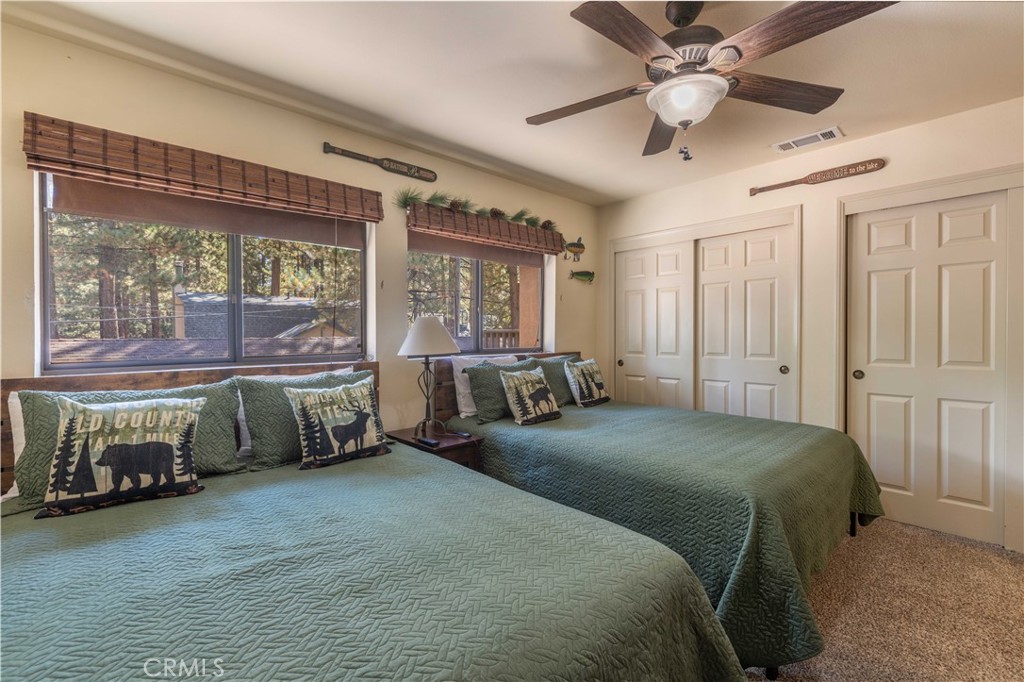 569 Summit Boulevard 6