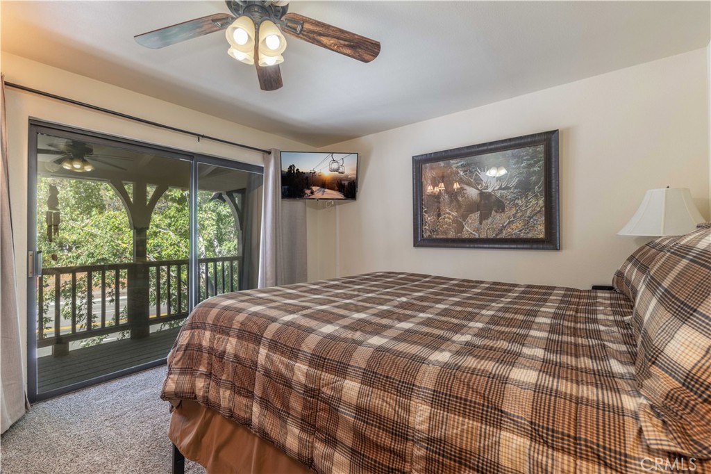 569 Summit Boulevard 6