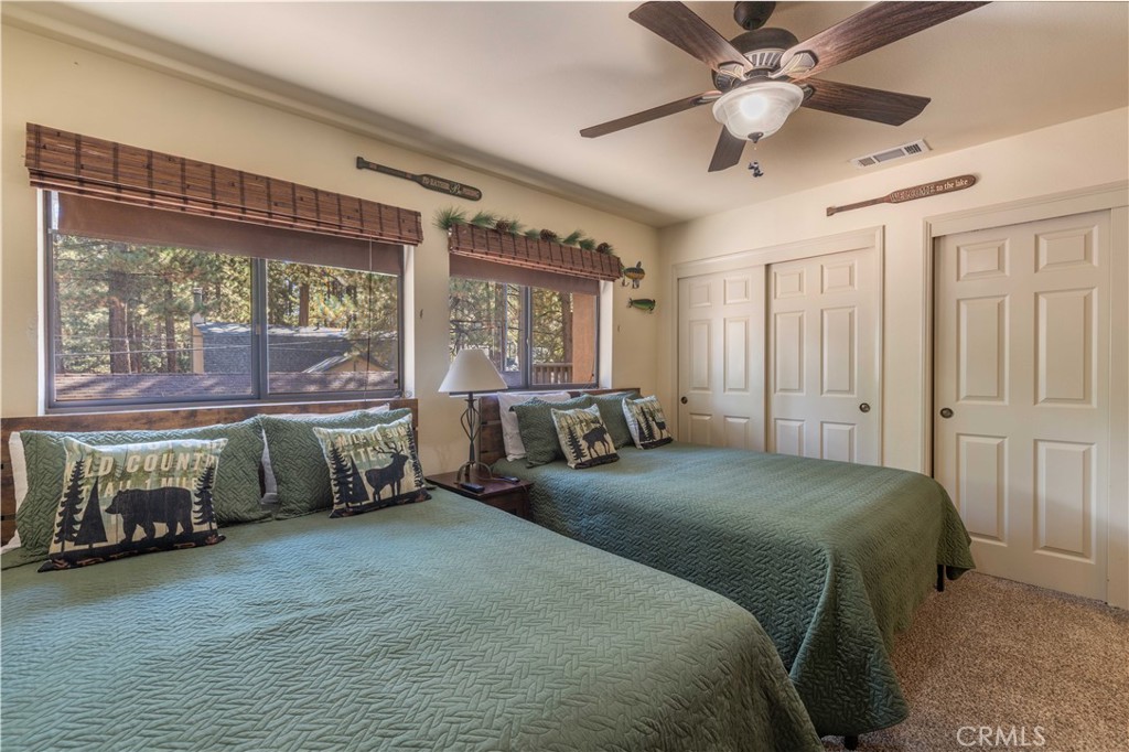 569 Summit Boulevard 6