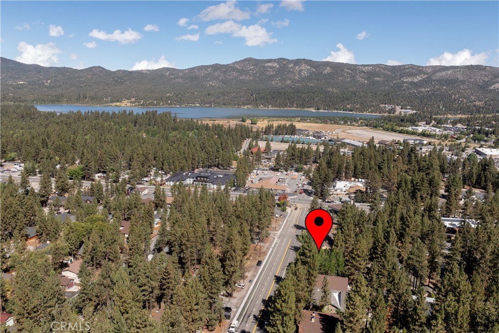 569 Summit Boulevard 6