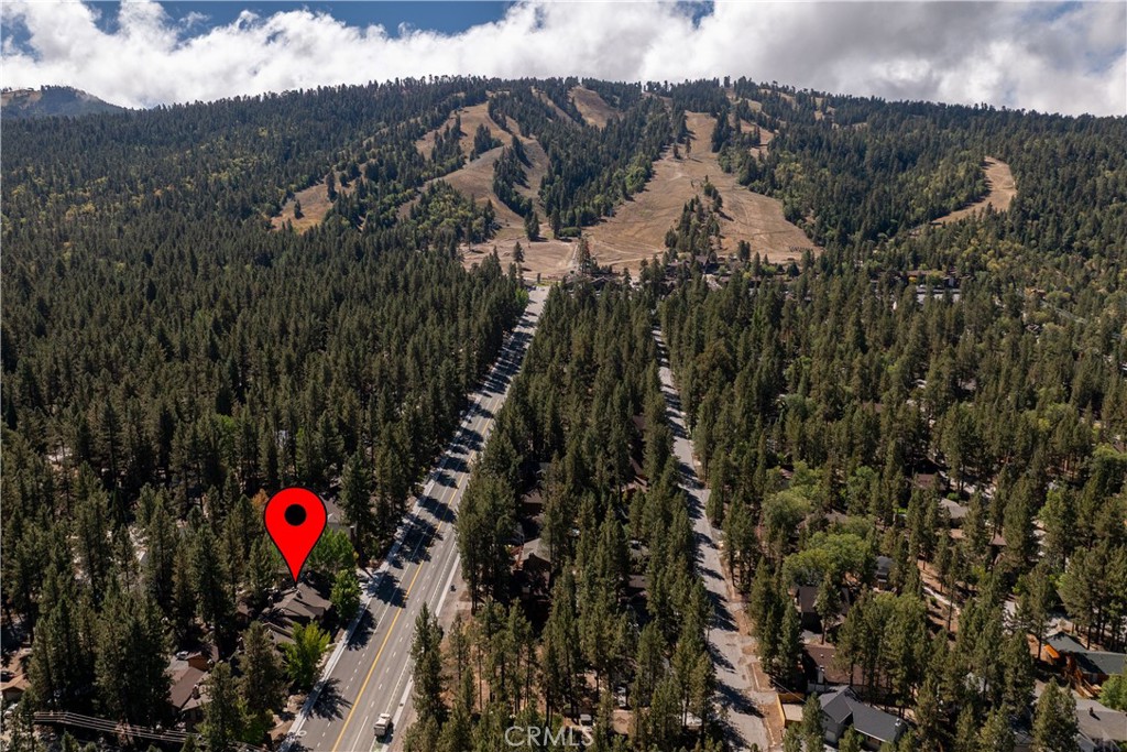 569 Summit Boulevard 6