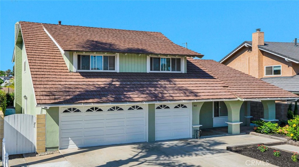 9831 Cloverdale Avenue