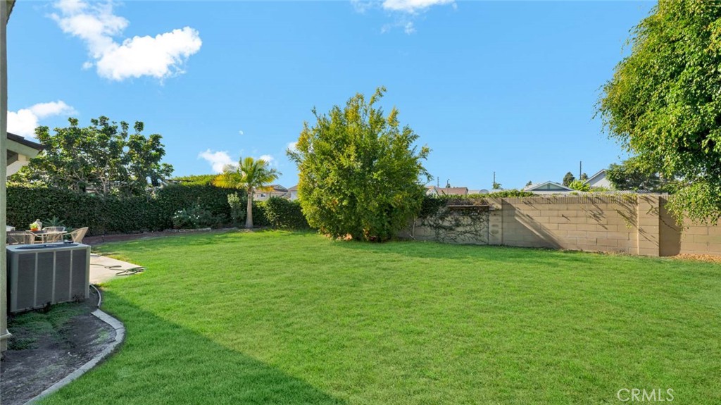 9831 Cloverdale Avenue