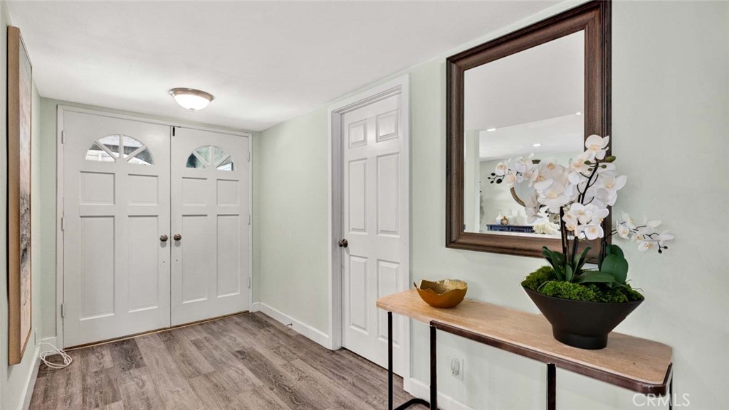 9831 Cloverdale Avenue