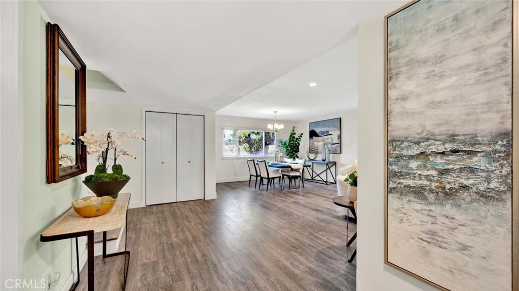 9831 Cloverdale Avenue