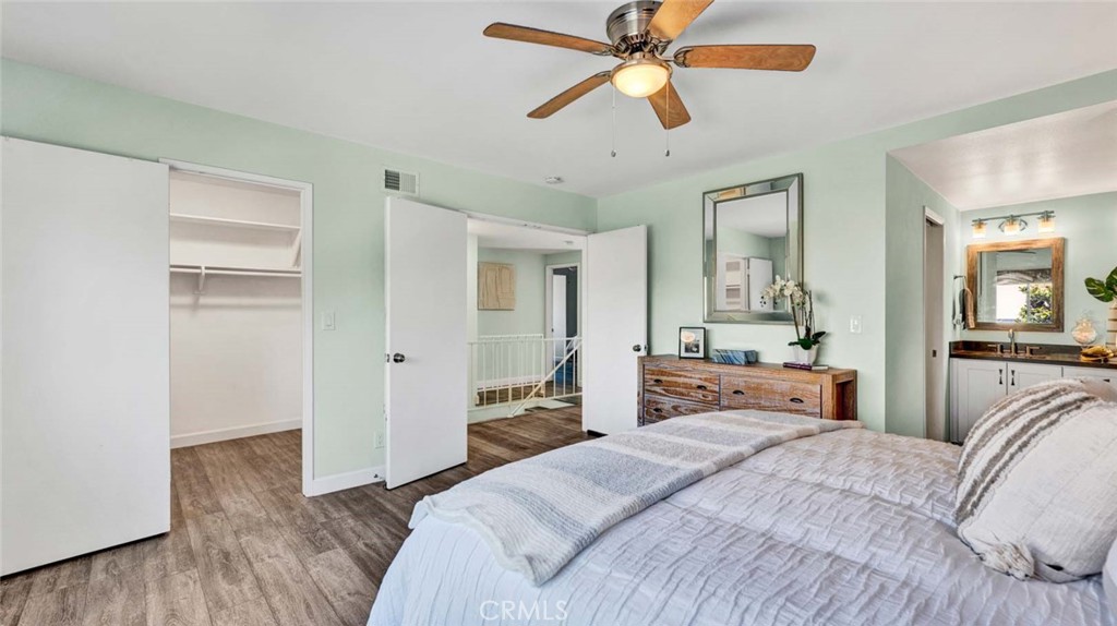 9831 Cloverdale Avenue